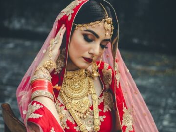 pakistani bridal dresses in red colour